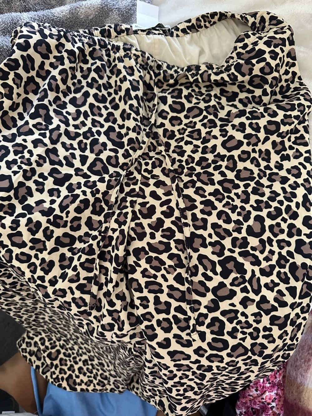 Abercrombie & Fitch Leopard Print Pull-On Pants — Beige and Brown - Picture 2 of 3